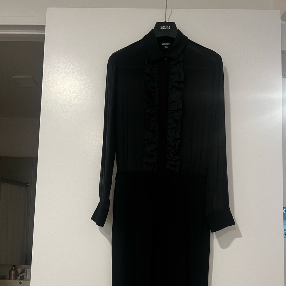 DKNY Jumpsuit in black, pant suit